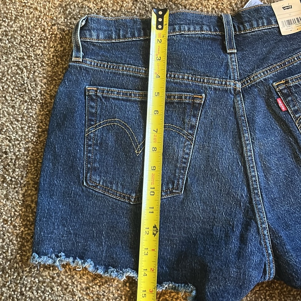 Levi’s 501 Shorts - Picture 12 of 16